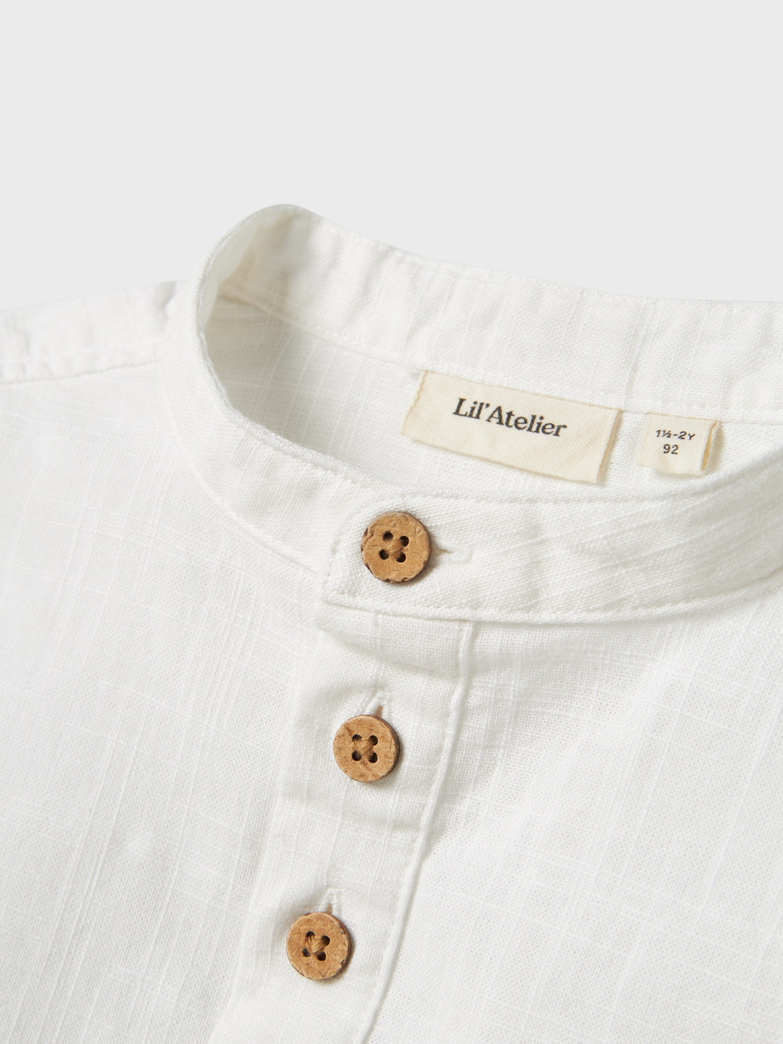 model_shot-front_full